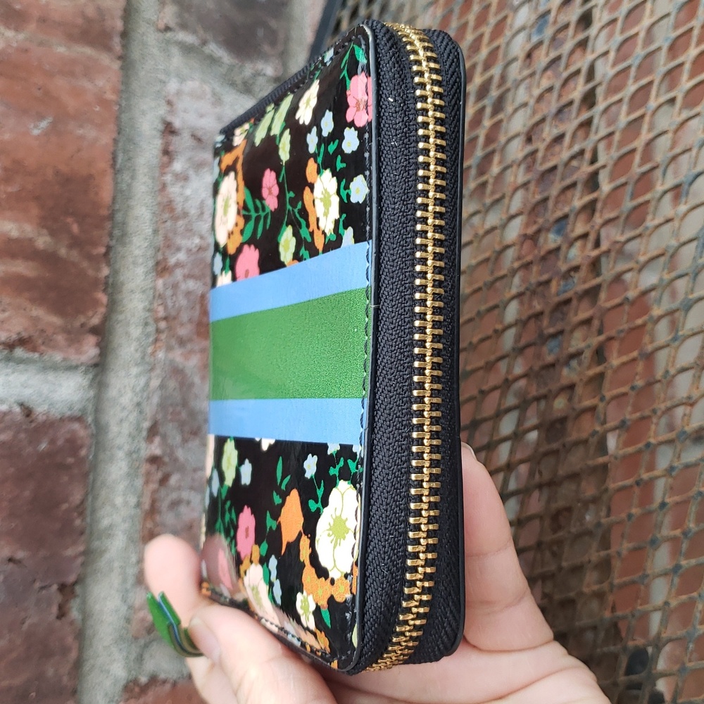 Tory Burch Vilette Patent Floral Leather Zip Around Compact Wallet Designer - Picture 5 of 14